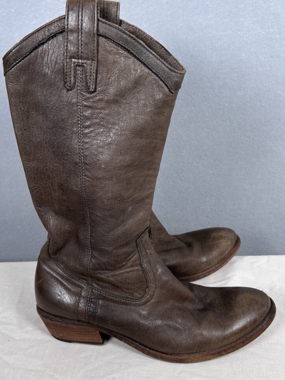 FRYE CARSON Smoke Brown Western BOOTS